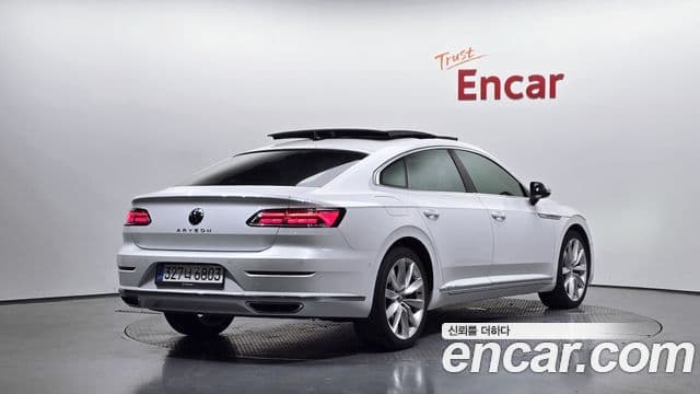 Volkswagen Arteon 2