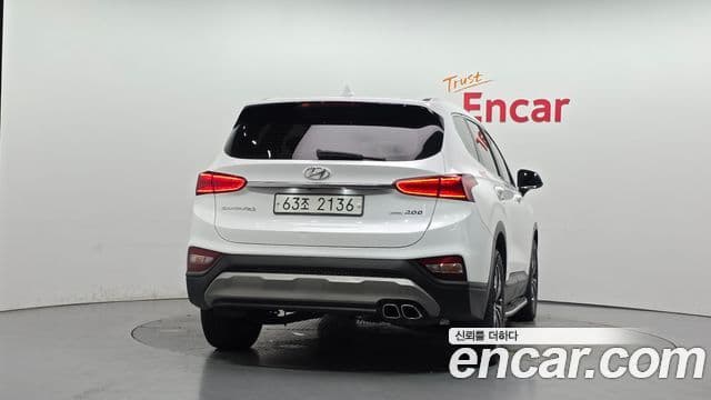 Hyundai Santa Fe TM 3