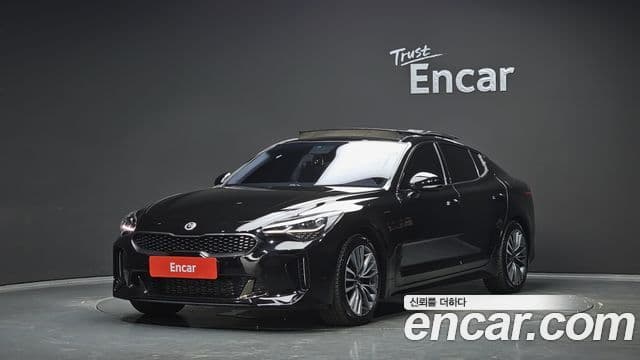 Kia Stinger — 1