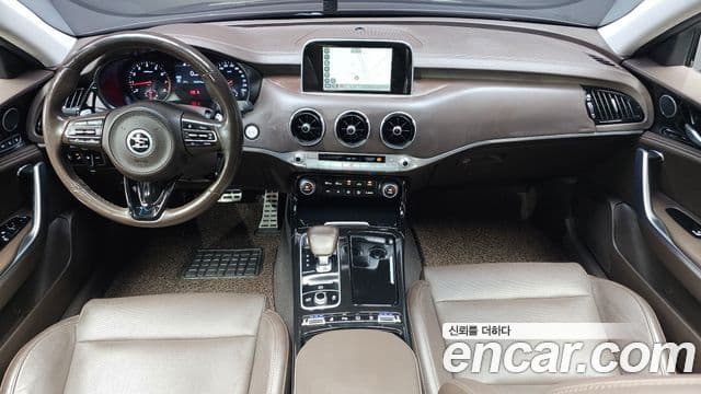 Kia Stinger 4