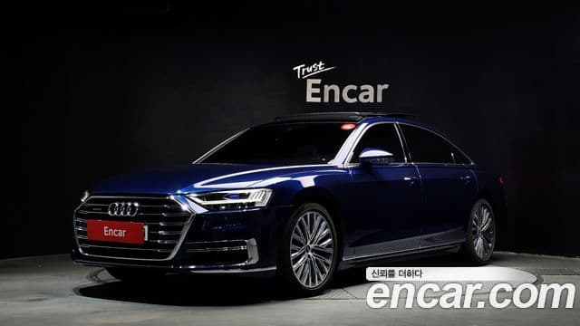 Audi A8 (D5)