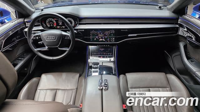 Audi A8 (D5) 4