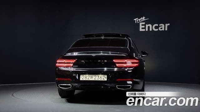 Genesis G80 (RG3) 3