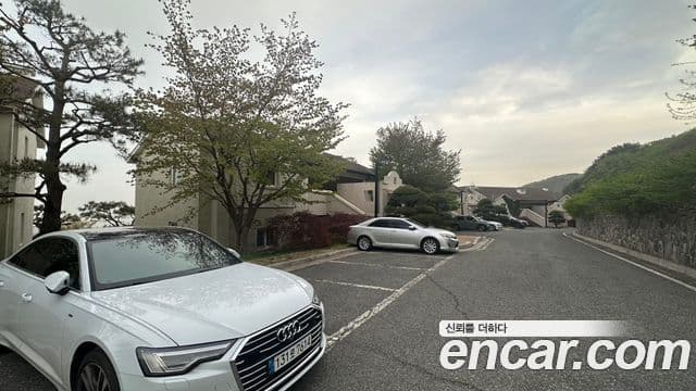 Audi A6 (C8) 3