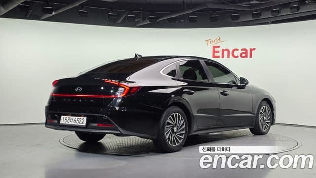 Hyundai Sonata Hybrid (DN8) 2