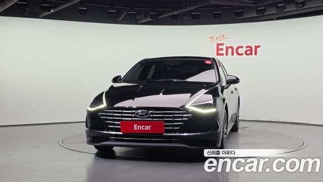 Hyundai Sonata Hybrid (DN8) 3