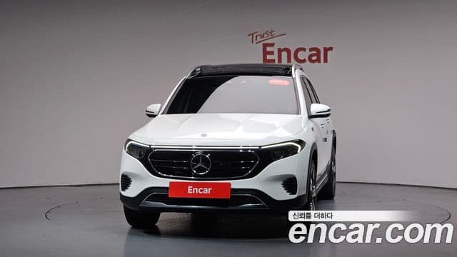 Mercedes-Benz EQB X243 2