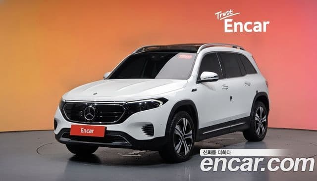Mercedes-Benz EQB X243 — 1