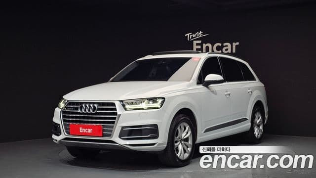 Audi Q7 (4M) 1