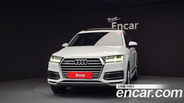 Audi Q7 (4M) 3