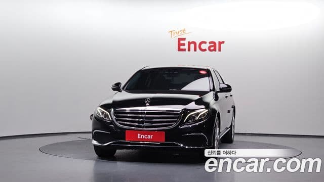 Mercedes-Benz E-Class W213 3