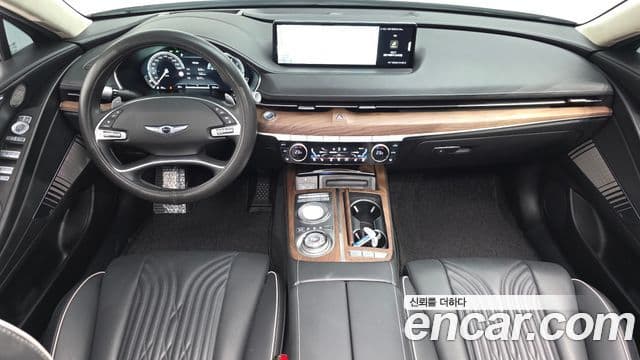 Genesis G80 (RG3) 4