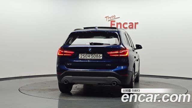 BMW X1 (F48) 4