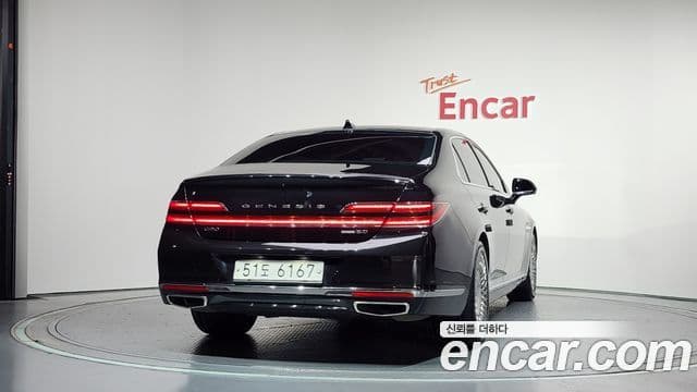 Genesis G90 3