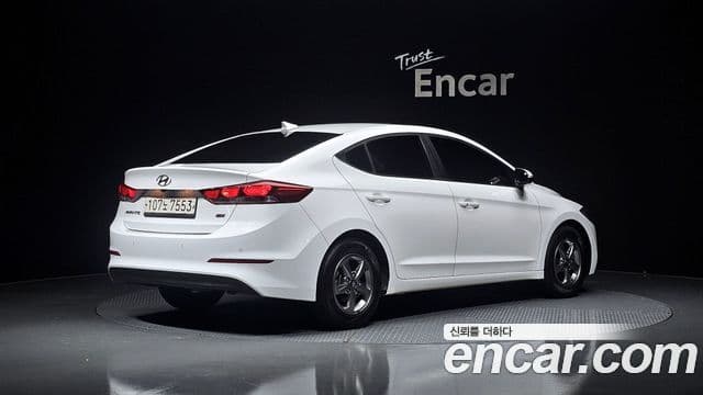 Hyundai Avante AD 2