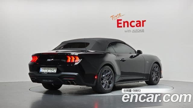 Ford Mustang 7th Gen 2