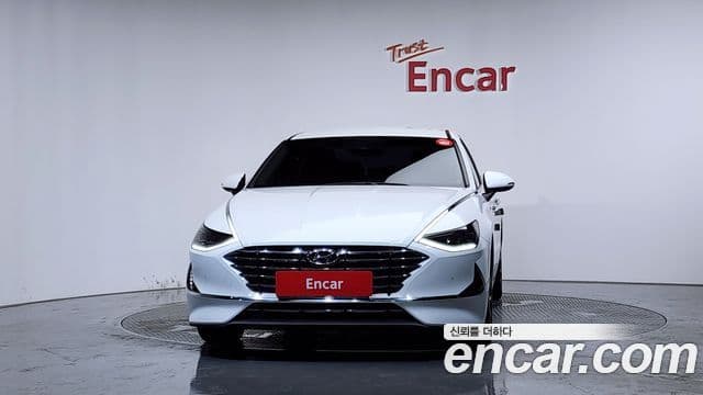 Hyundai Sonata (DN8) 3