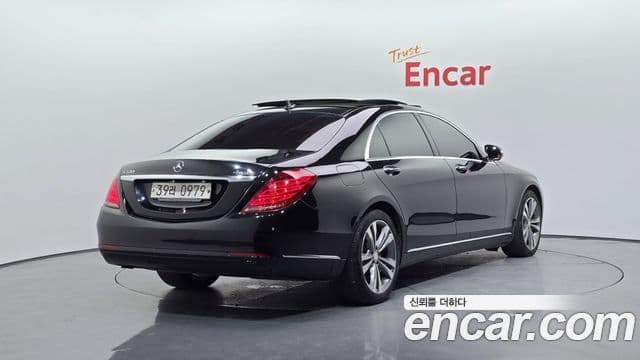 Mercedes-Benz S-Class W222 2