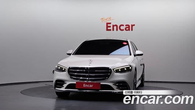 Mercedes-Benz S-Class W223 2