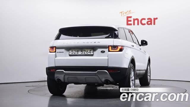 Land Rover Range Rover Evoque 4