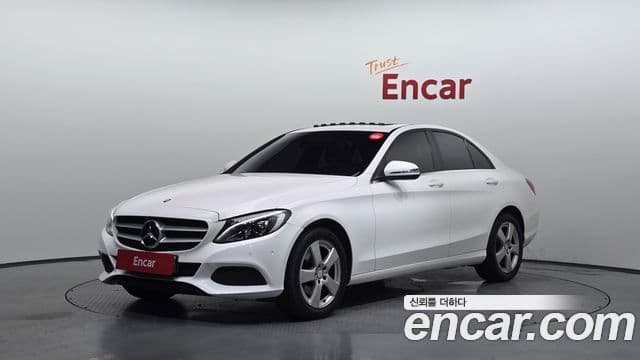 Mercedes-Benz C-Class W205 1