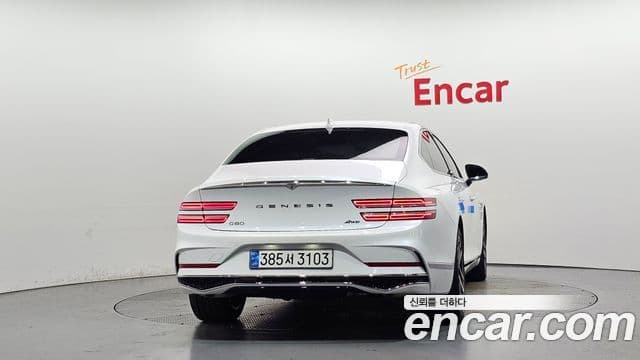 Genesis G80 (RG3) 3