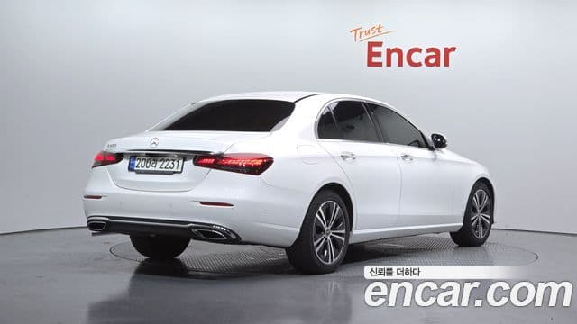 Mercedes-Benz E-Class W213 2