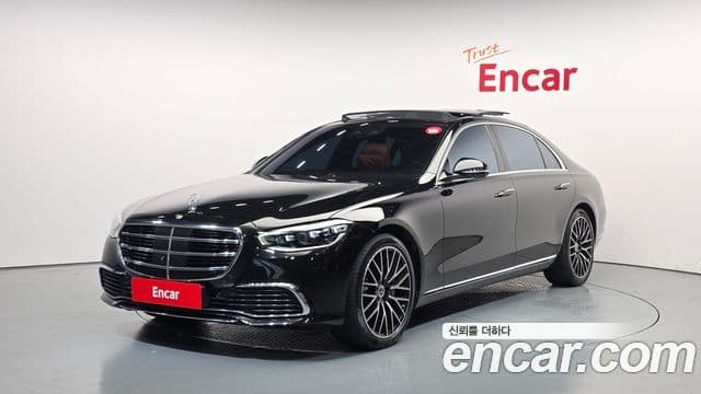 Mercedes-Benz S-Class W223 1