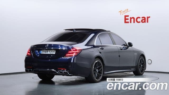 Mercedes-Benz S-Class W222 2