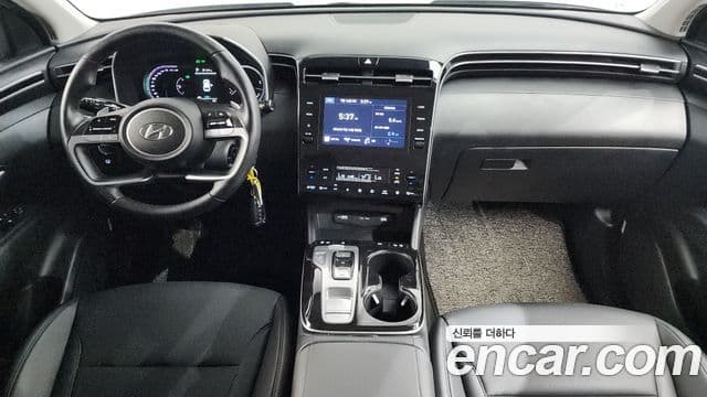 Hyundai Tucson Hybrid (NX4) 4