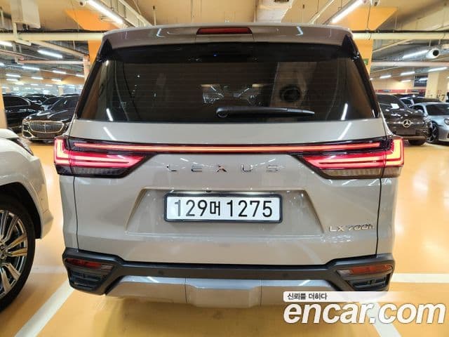 Lexus LX 4th Gen 2
