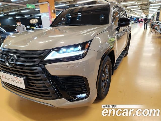 Lexus LX 4th Gen 3