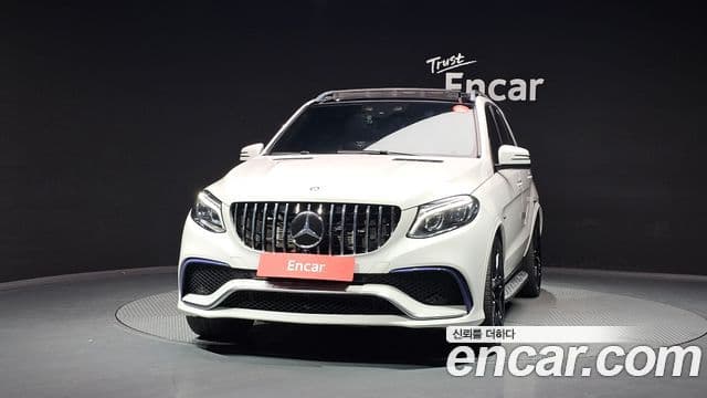 Mercedes-Benz GLE-Class W166 2