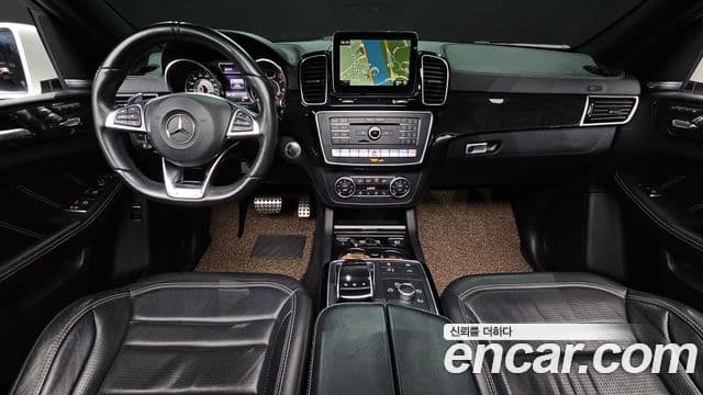 Mercedes-Benz GLE-Class W166 4