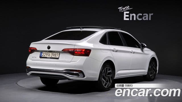 Volkswagen Jetta 7th Gen 2