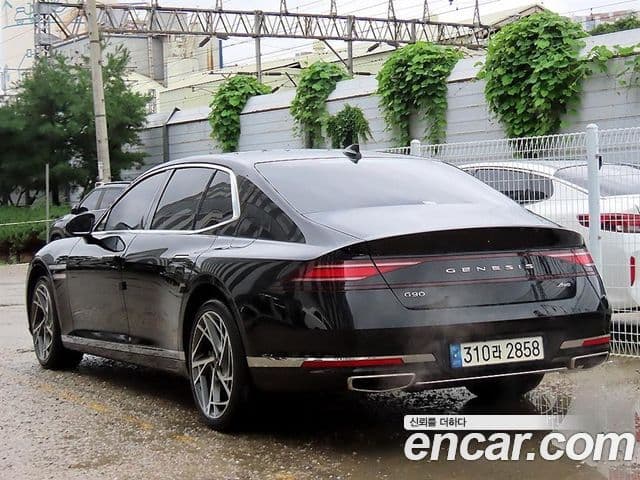 Genesis G90 (RS4) 2