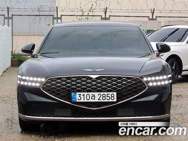 Genesis G90 (RS4) 3