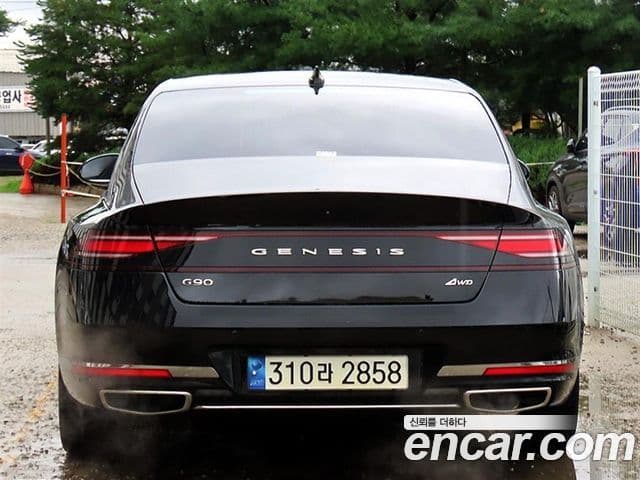 Genesis G90 (RS4) 4