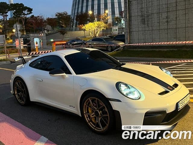 Porsche 911 (992) 2