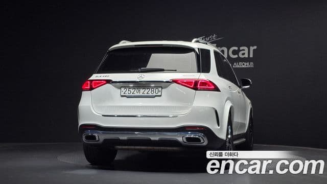 Mercedes-Benz GLE-Class W167 4