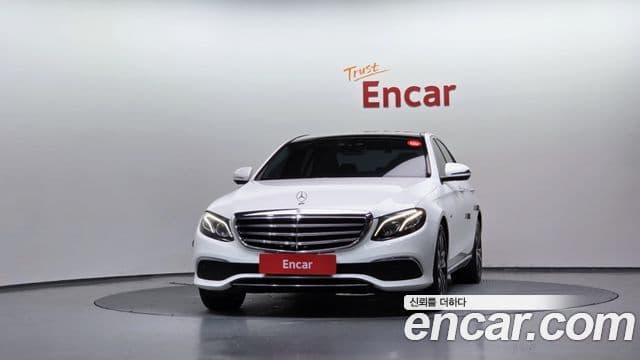 Mercedes-Benz E-Class W213 2