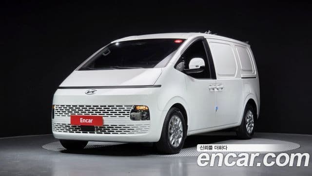 Hyundai Staria — 1