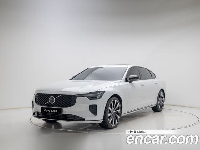 Volvo S90 1
