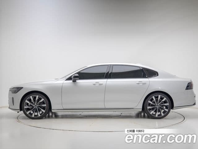 Volvo S90 4