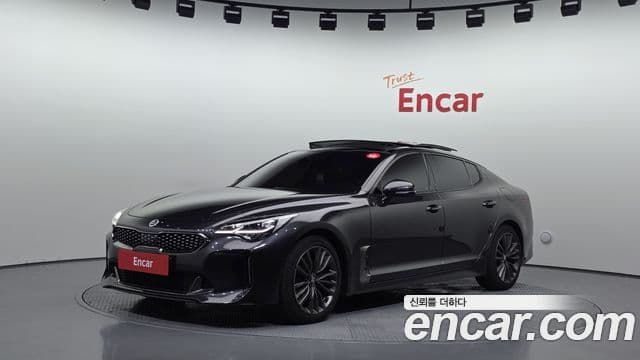 Kia Stinger — 1