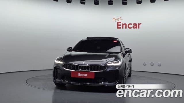Kia Stinger 2