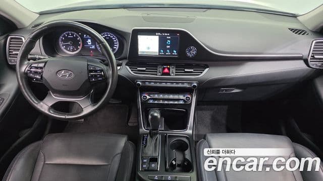Hyundai Grandeur IG 4
