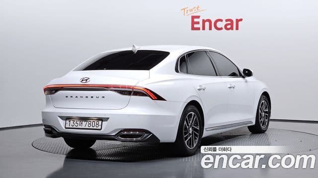 Hyundai The New Grandeur IG 2