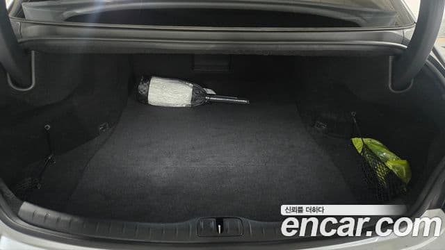 Genesis G80 (RG3) 3