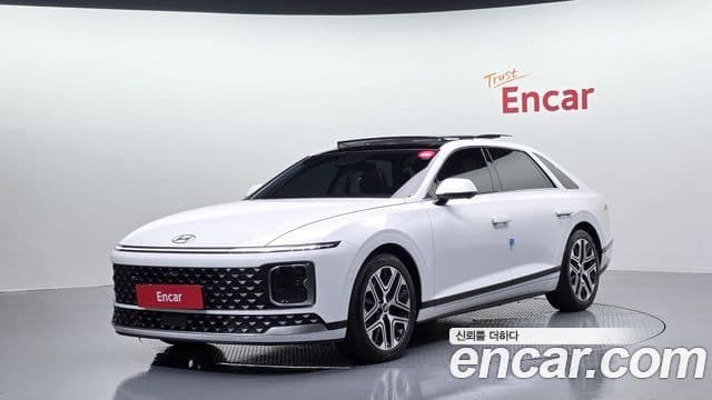 Hyundai Grandeur Hybrid (GN7) — 1